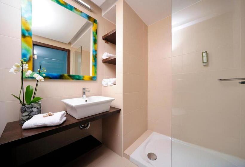 스탠다드 스튜디오, Steris Elegant Beach Hotel & Apartments