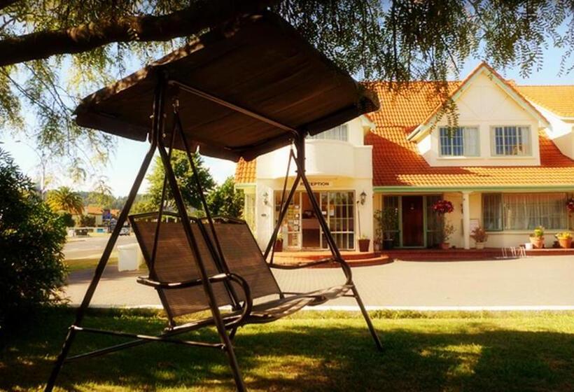 Апартаменты Комфорт 1 Спальня, Rotorua Coachman Spa Motel