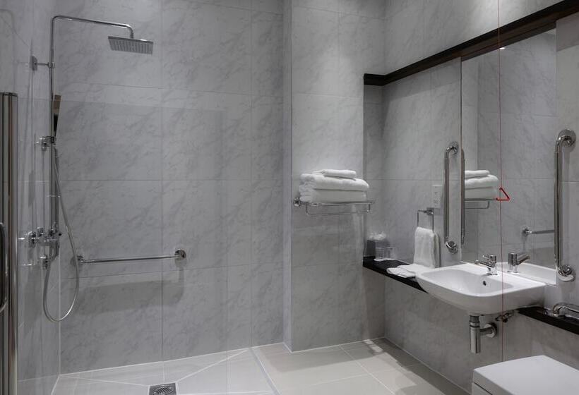 Номер Стандарт Адаптированный для Инвалидов, Doubletree By Hilton London Greenwich