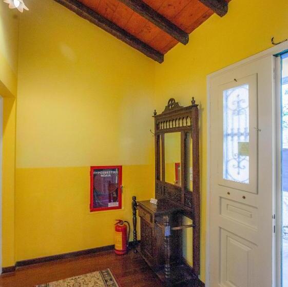 Номер Стандарт Трехместный, Byron Traditional
