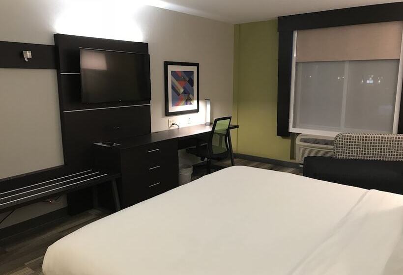 Номер Стандарт, Holiday Inn Express Hotel & Suites Canton, An Ihg