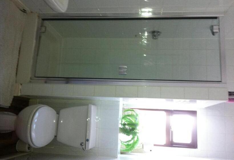 اتاق استاندارد, Aberdeen Guest House