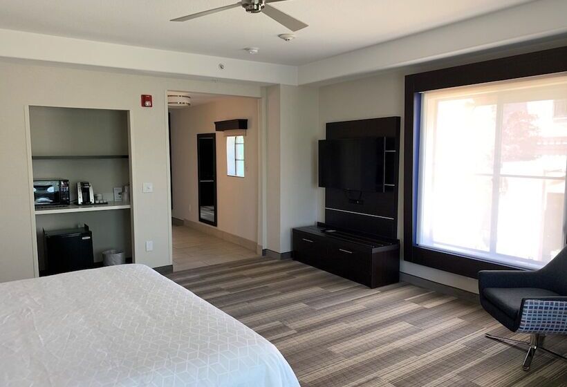 Люкс, Holiday Inn Express Hotel & Suites El Dorado Hills, An Ihg