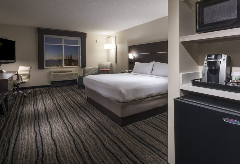 스위트, Holiday Inn Express Hotel & Suites Livermore, An Ihg
