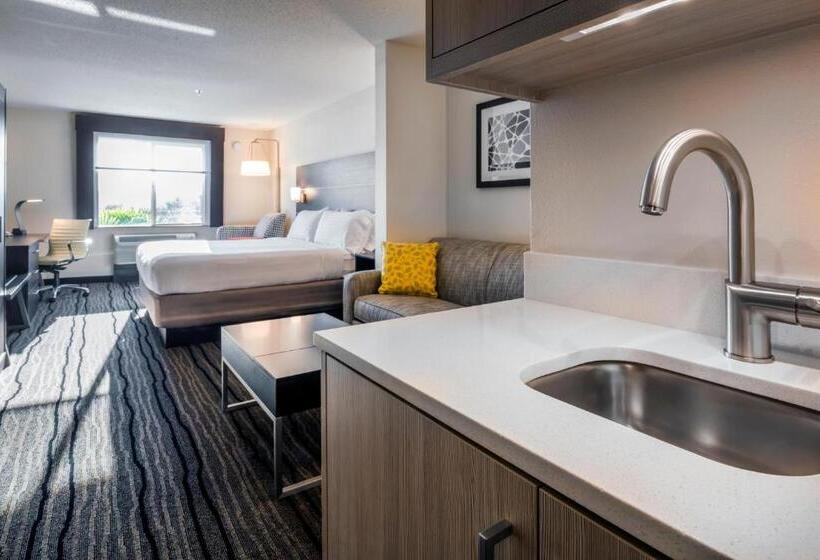장애인을 위한 스위트, Holiday Inn Express Hotel & Suites Livermore, An Ihg