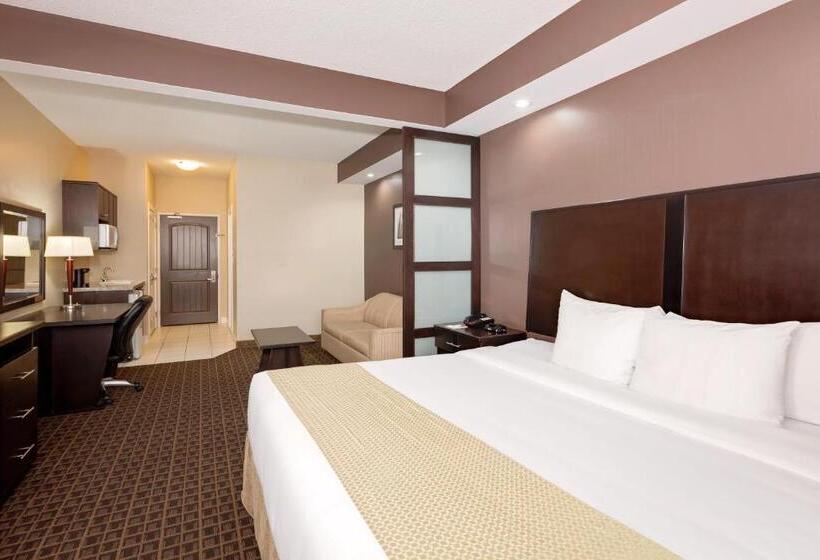 キングサイドベッドのスタンダードワンルーム, Ramada By Wyndham Cold Lake