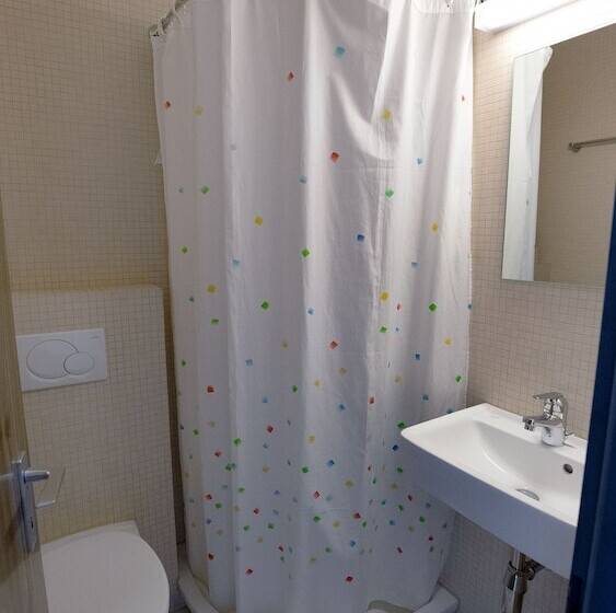スタンダードルーム, Locarno Youth Hostel