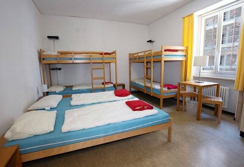 スタンダードルーム, Locarno Youth Hostel