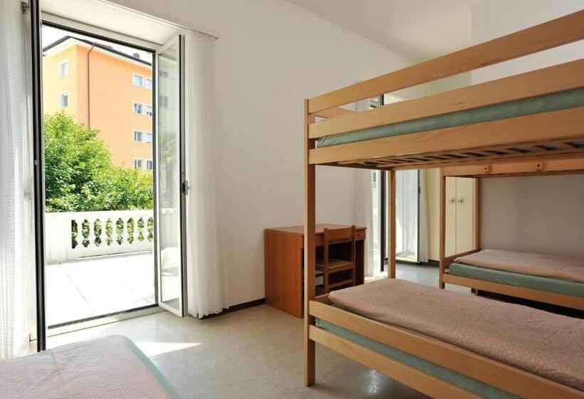 スタンダードルーム, Locarno Youth Hostel