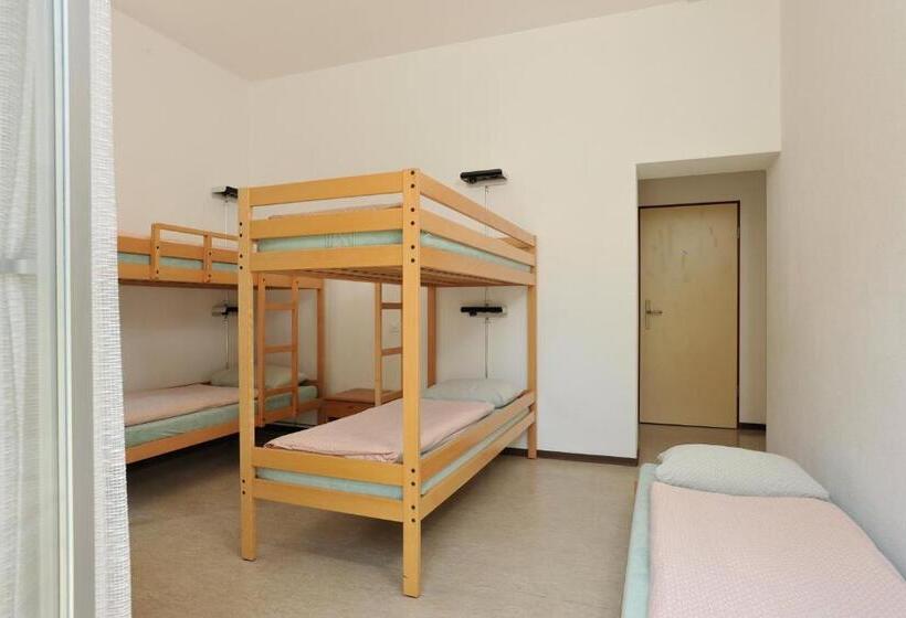חדר סטנדרט, Locarno Youth Hostel
