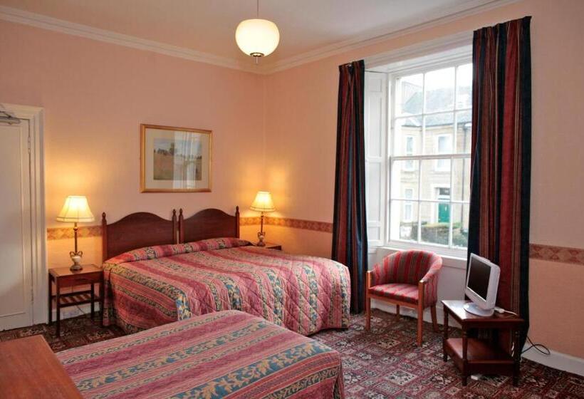Номер Стандарт Трехместный, Averon Guest House