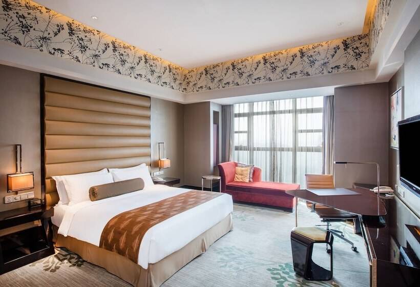 Номер Клуб, Crowne Plaza Hefei, An Ihg