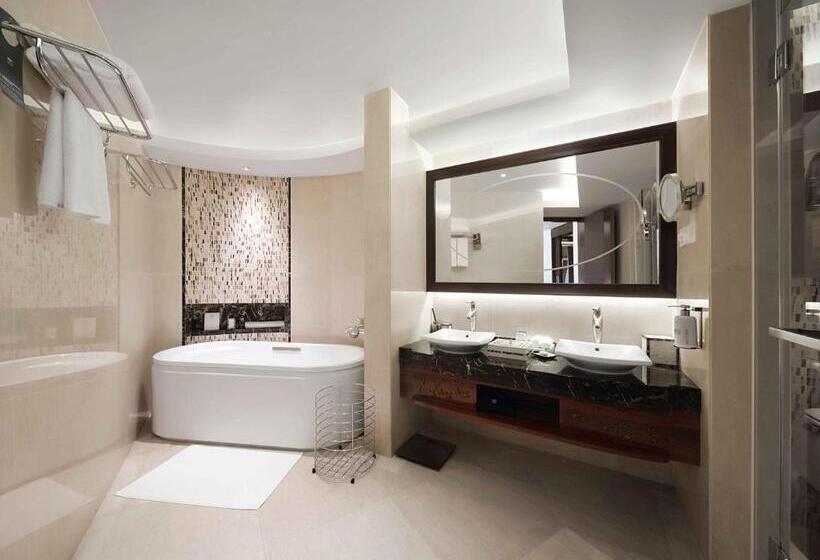 Люкс Executive Кровать Кинг, Pullman Haikou