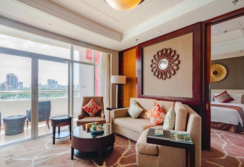 Люкс Superior, Pullman Haikou