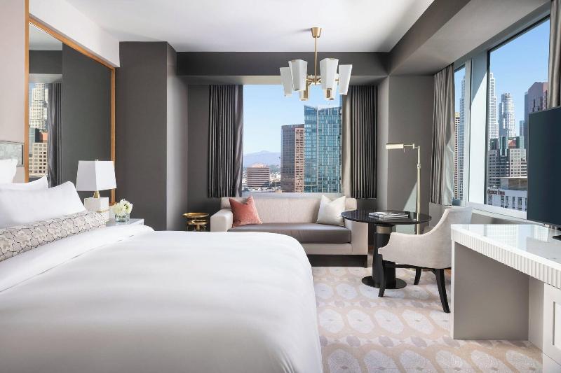 اتاق کلاب, The Ritz Carlton, Los Angeles L.a. Live