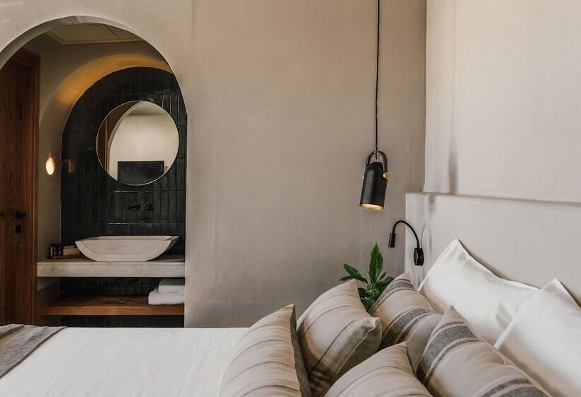 Классический Номер, Momi Slow Living