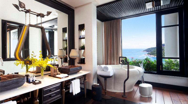 Suite King Bed, Intercontinental Danang Sun Peninsula Resort, An Ihg