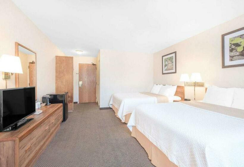 스탠다드 룸, Days Inn By Wyndham West Rapid City
