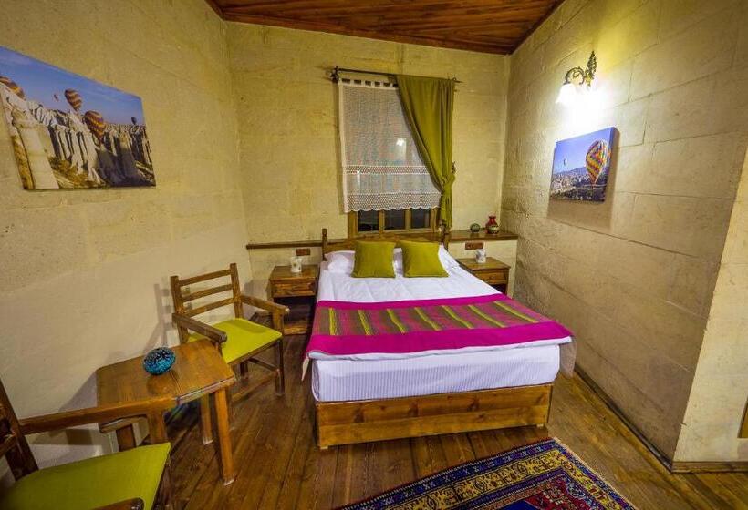 Номер Стандарт, Elif Stone House