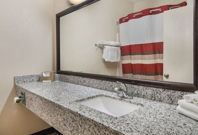 Номер Superior, Red Roof Inn Fort Worth   Saginaw
