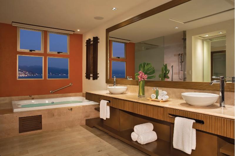 סוויטת ג'וניור נוף לגינה, Dreams Vallarta Bay Resorts & Spa   All Inclusive