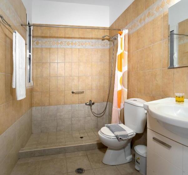 Апартаменты Внутренние 1 Спальня, Gennadi Gardens Apartments & Villas