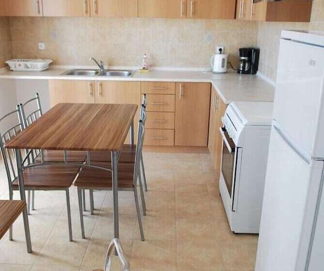 Апартаменты 2 Спальни, Gennadi Gardens Apartments & Villas