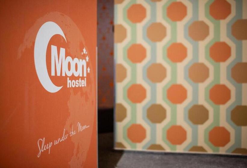 غرفة قياسية ثلاثية حمام مشترك, Moon Hostel Wrocław