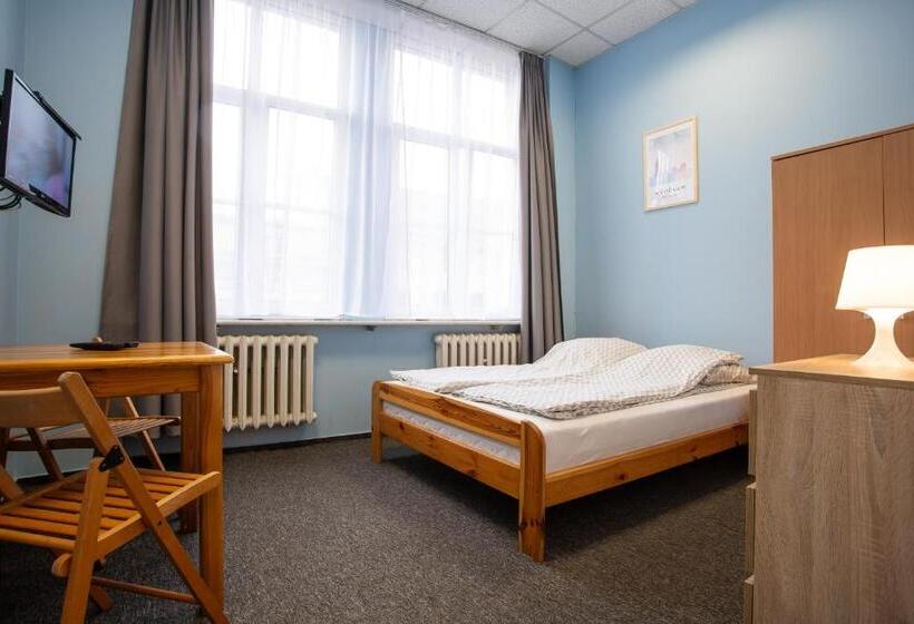 غرفة قياسية فردية حمام مشترك, Moon Hostel Wrocław