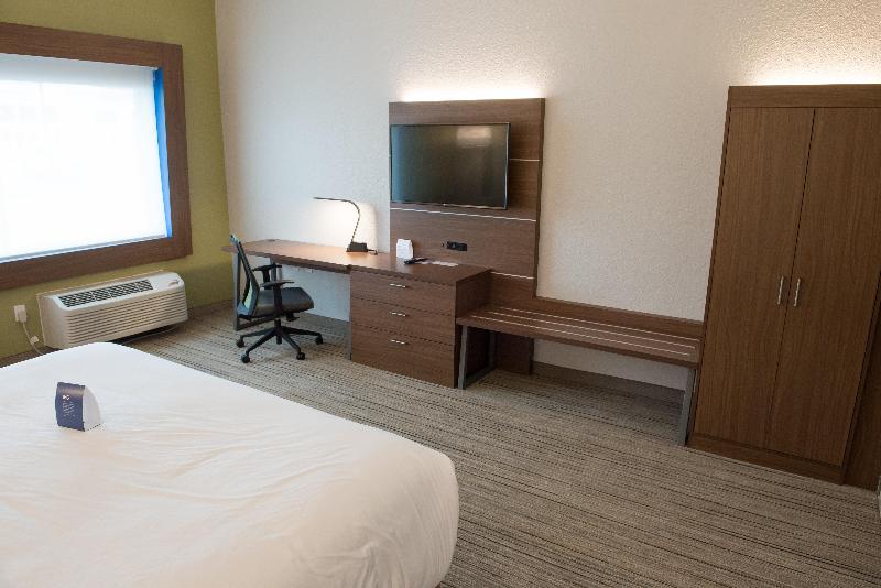 스위트 킹사이즈 침대, Holiday Inn Express Hotel & Suites East Lansing, An Ihg