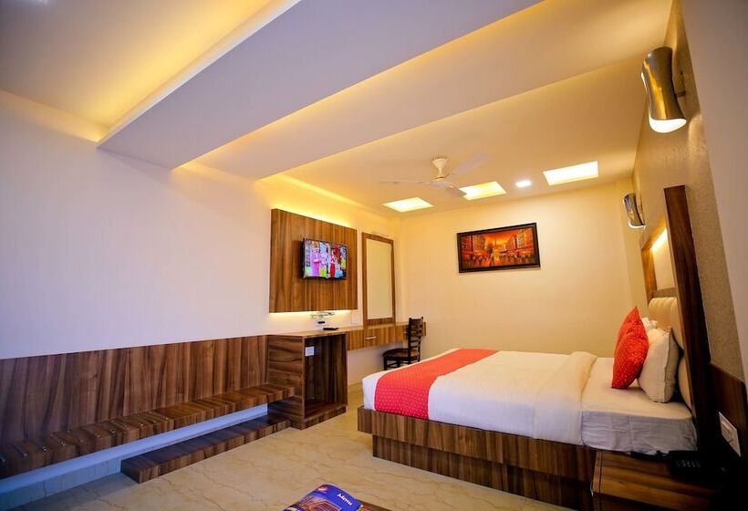 Номер Deluxe, Moti Palace