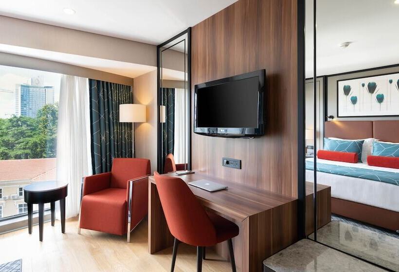 اتاق لوکس با چشم‌انداز شهر, Opera Hotel Bosphorus