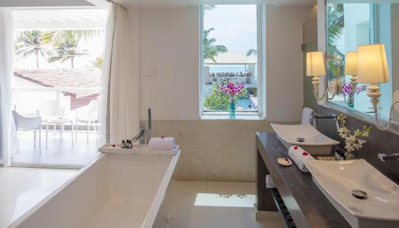 Люкс Deluxe Вид на Море, The Park Calangute Goa