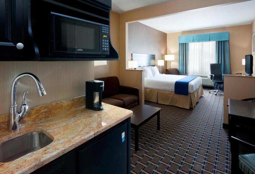 Люкс Кровать Кинг, Holiday Inn Express Hotel & Suites West Coxsackie, An Ihg