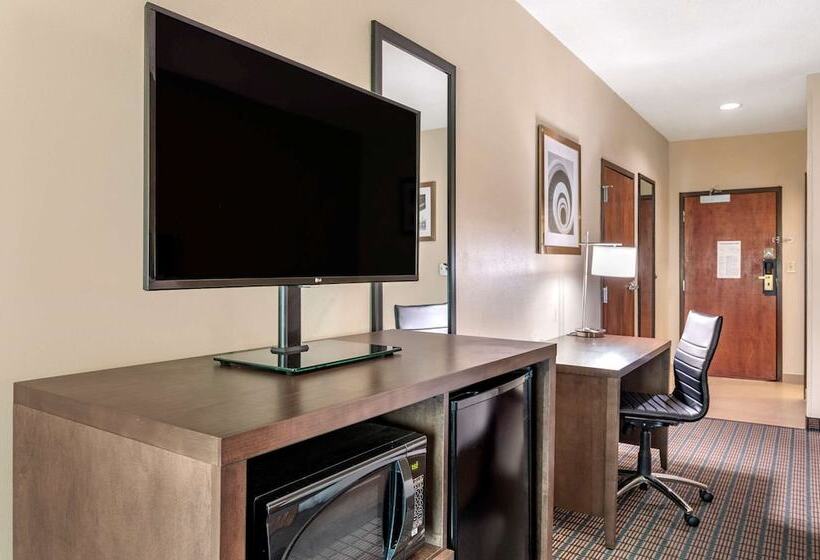Люкс, Comfort Inn & Suites