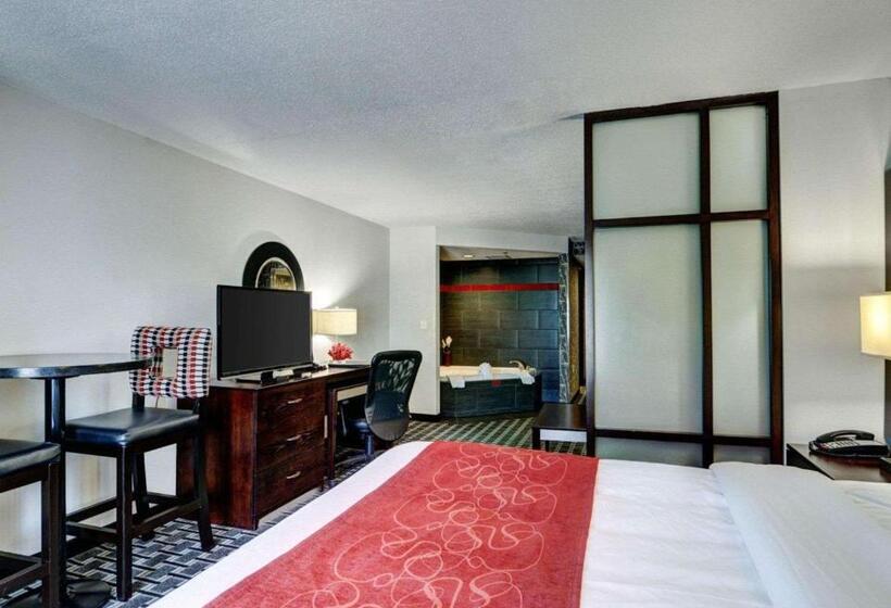 带大床的套房, Comfort Suites Williamsburg Historic Area