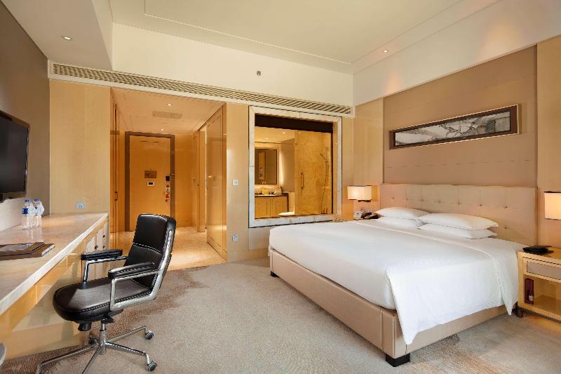 Стандартный Номер Кровать Кинг, Hilton Dalian