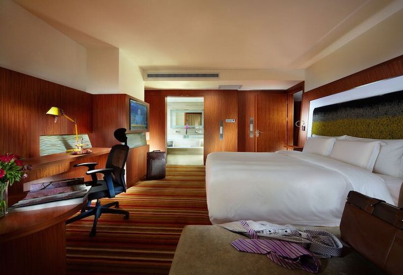 Номер Superior, Novotel Zhengzhou Convention Centre