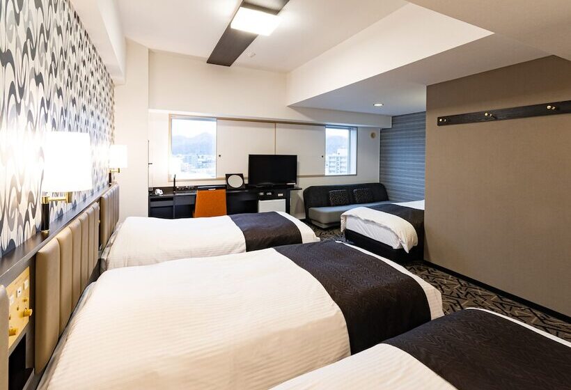 Четырехместный Номер Стандарт, Apa Hotel & Resort Sapporo