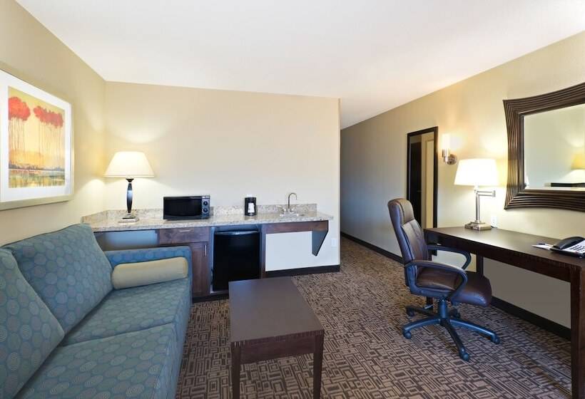 스위트, Holiday Inn Express Richfield, An Ihg