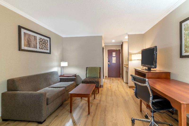 Люкс Кровать Кинг, Best Western Liverpool Syracuse Inn & Suites