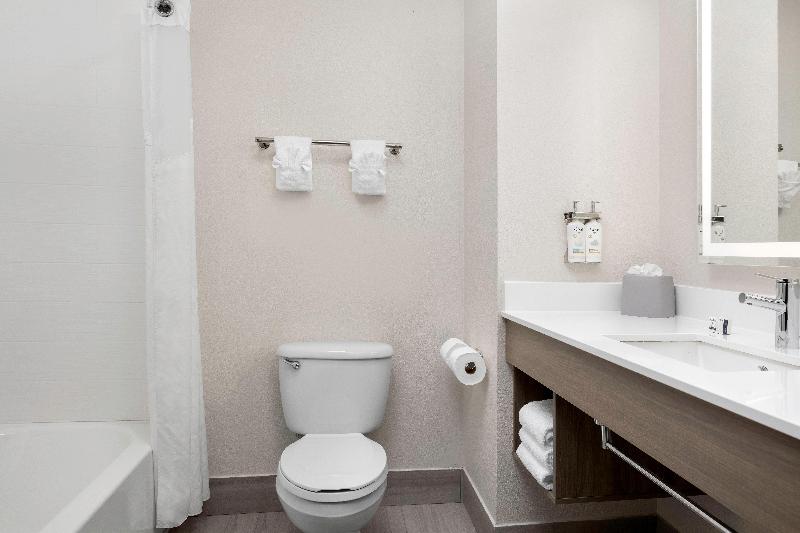 Номер Стандарт, Holiday Inn Express & Suites Superior, An Ihg