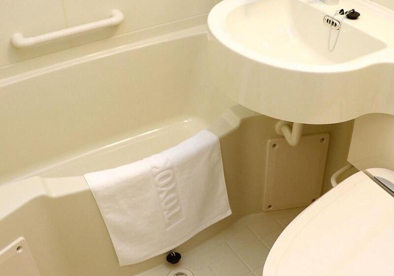Номер Стандарт, Toyoko Inn Hakata-guchi Ekimae No.2