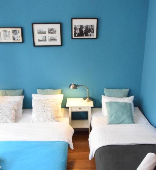 اتاق استاندارد سه نفره, Blooms Inn & Apartments