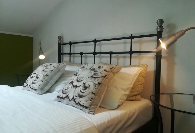 آپارتمان اکونومی 1 خوابه, Blooms Inn & Apartments