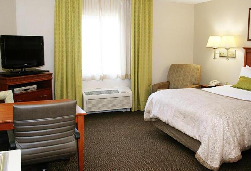 Студия Стандарт, Candlewood Suites Harrisonburg, An Ihg