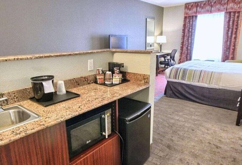Люкс с гидромассажем, Country Inn & Suites By Radisson, Dearborn, Mi