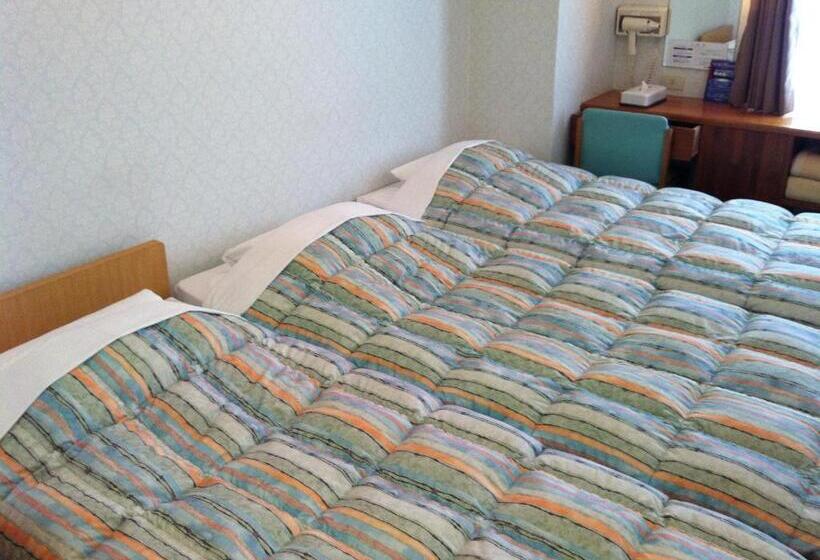 3-Bett-Standardzimmer, Kokusai Plaza