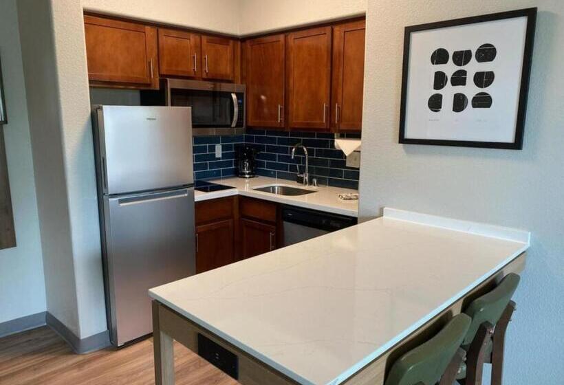 스위트, Staybridge Suites Phoenix Glendale Sports Dist, An Ihg