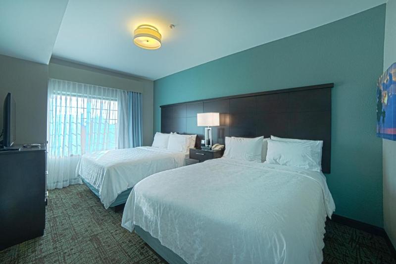 סוויטה מותאמת לאדם עם מוגבלויות, Staybridge Suites Houston Nasa Clear Lake, An Ihg